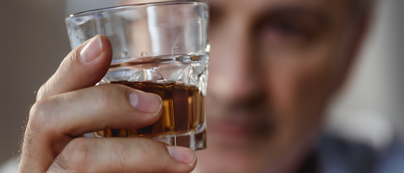 La relación entre consumo de alcohol y rendimiento cognitivo centra un artículo de ‘Revista Clínica de Medicina de Familia’